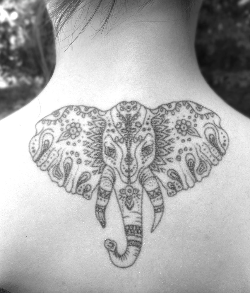 TATUAJE DE ELEFANTE MÁNDALA