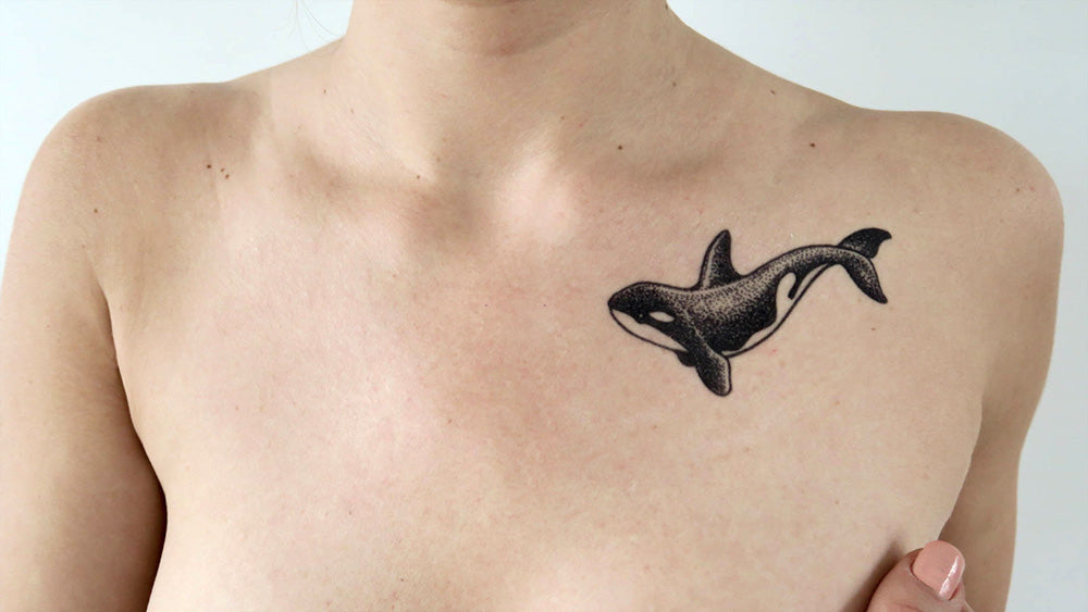 TATUAJE DE BALLENA ORCA EN PUNTILLISMO