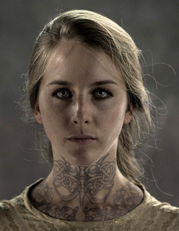 SET DE TATUAJES ORIGINALES DE ASTRID, DE LA SERIE VIKINGOS