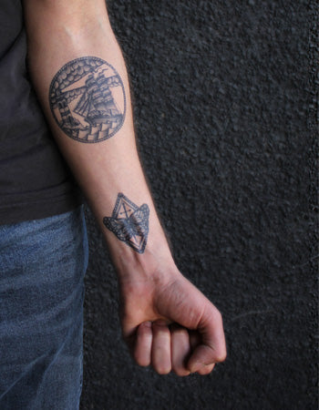 BARCO Y FARO DE RAMÓN MAIDEN